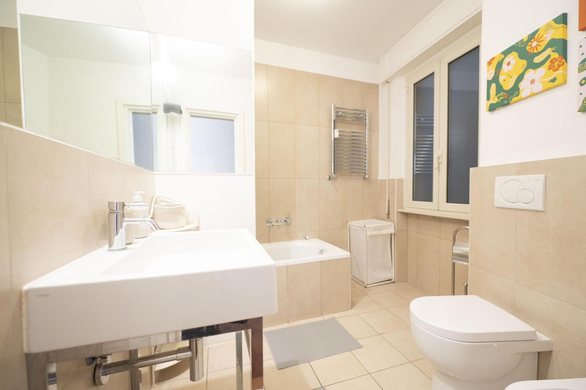 Apartment Lightsome And Large Family Rome