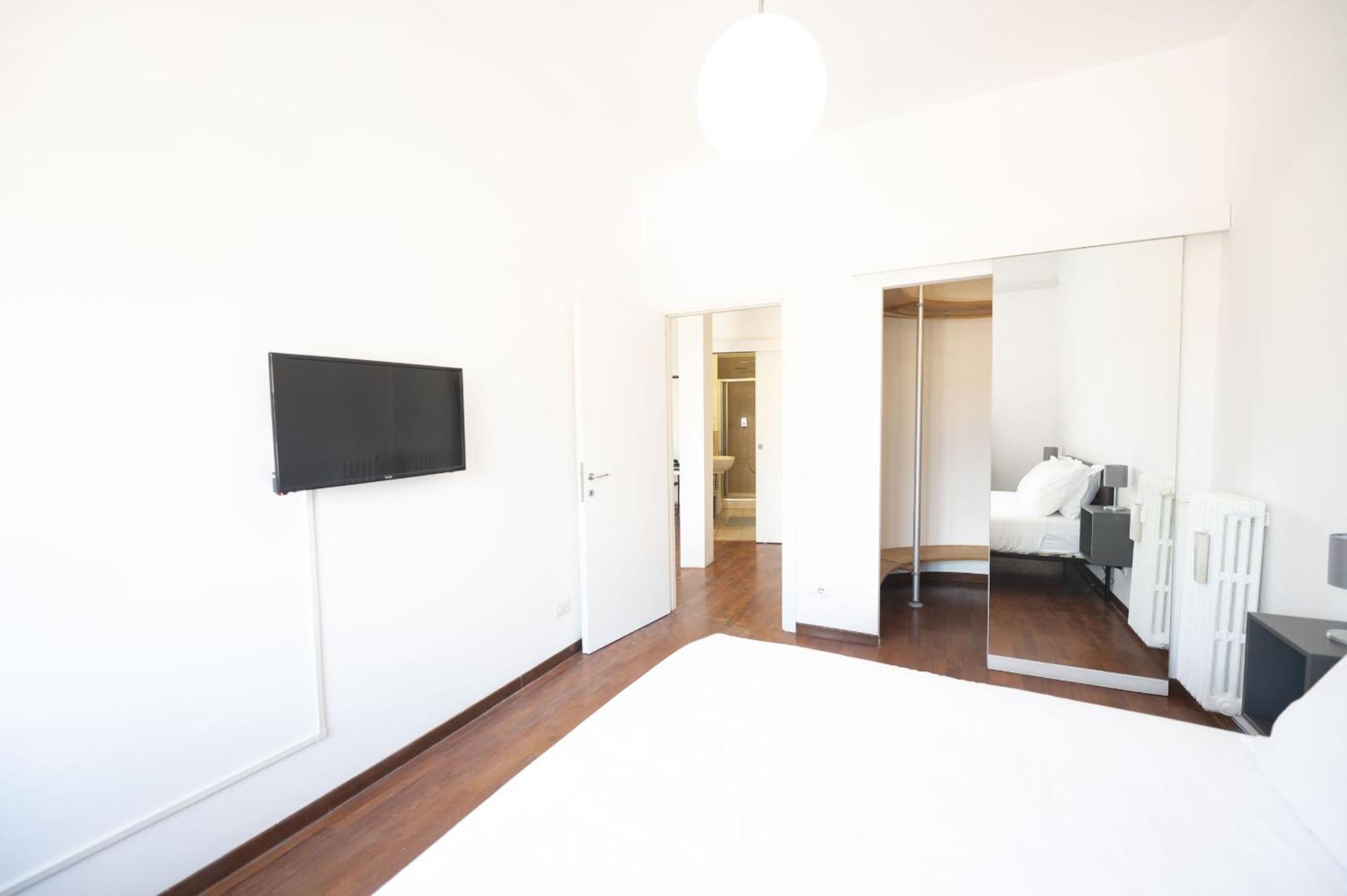 Lightsome And Large Family Apartment Rome