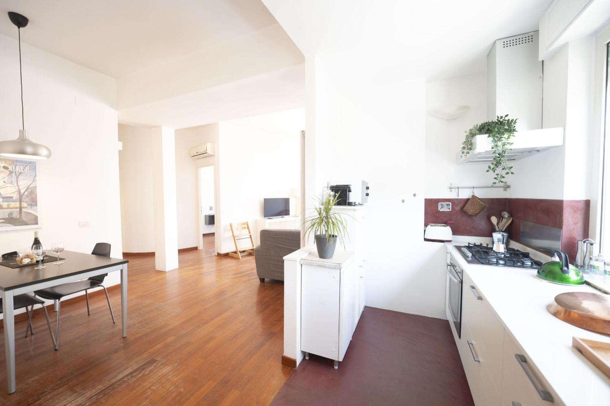 Lightsome And Large Family Apartment